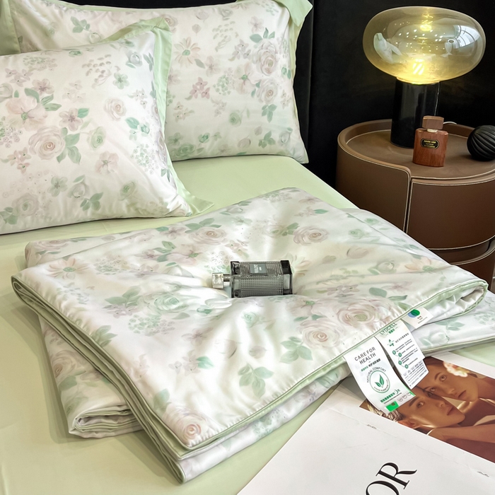 91家纺网 家纺一手货源 找家纺 慕晨 2025新款简奢款莱赛尔数码印夏被四件套 念池-绿