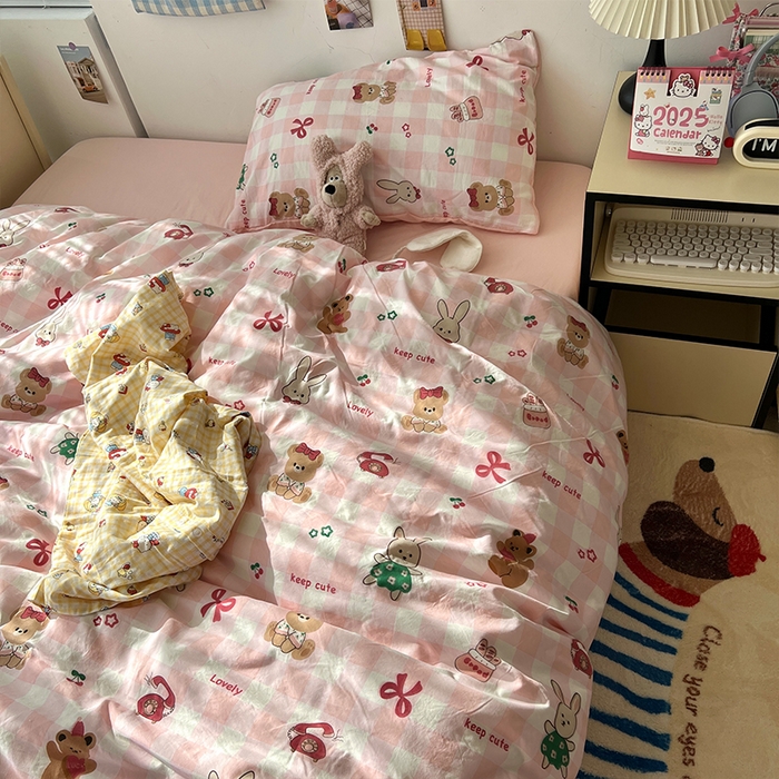 91家纺网 家纺一手货源 找家纺 原素 2025软绵绵的双拼印花水洗棉四件套 话痨小熊