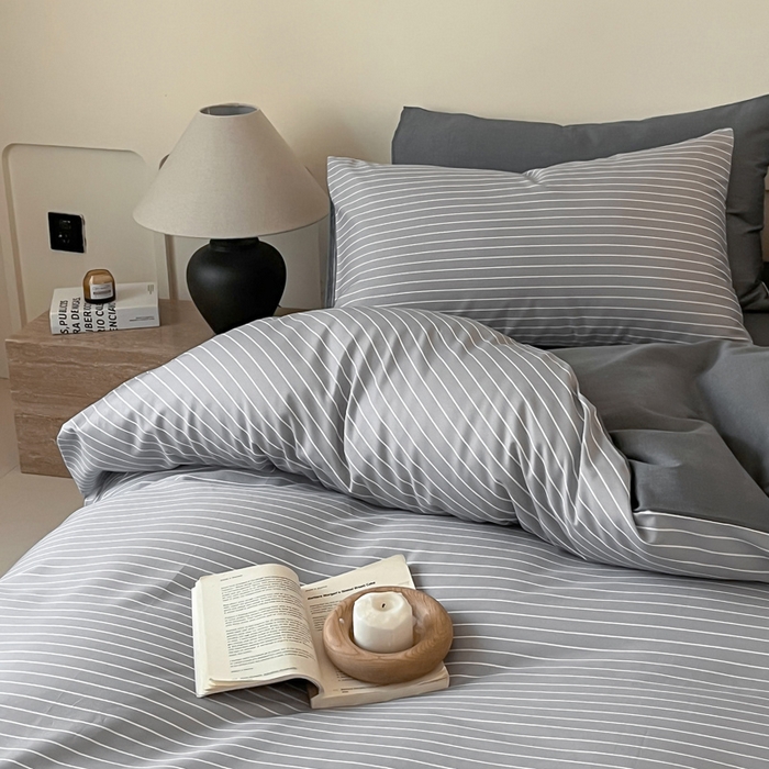 91家纺网 家纺一手货源 找家纺 涵宸家纺 2025新款全棉印花良品系列四件套 英伦-浅灰