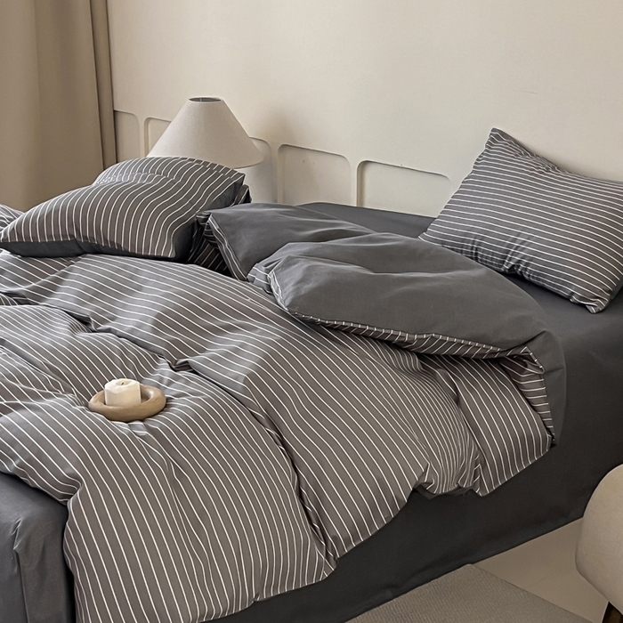 91家纺网 家纺一手货源 找家纺 涵宸家纺 2025新款全棉印花良品系列四件套 英伦-深灰