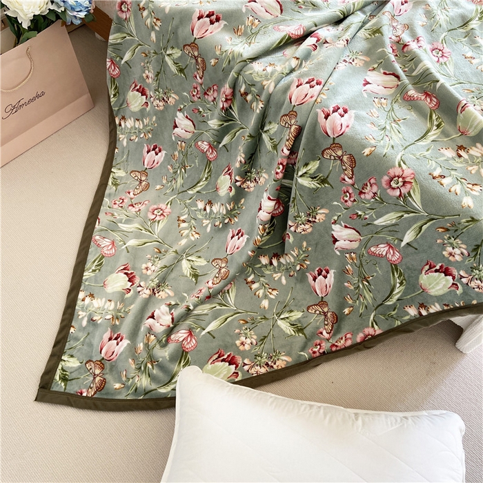 91家纺网 家纺一手货源 找家纺 卡奥2025AB版云貂绒毛毯直播爆款法莱绒休闲盖毯沙发毯午睡毯空调毯子 蝶恋