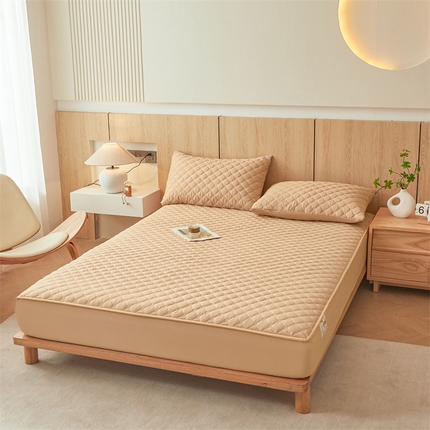 名优家纺 2025新款全棉夹棉床笠 幸运草-浅卡其