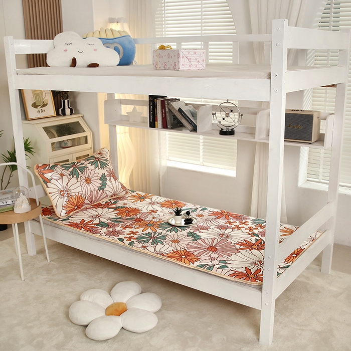 91家纺网 家纺一手货源 找家纺 （总）沁童儿童用品店 2025新款学生宿舍牛奶冰丝凉席两件套