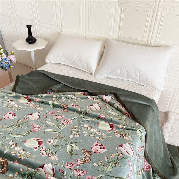 91家纺网 家纺一手货源 找家纺 卡奥2025AB版云貂绒毛毯直播爆款法莱绒休闲盖毯沙发毯午睡毯空调毯子 蝶恋