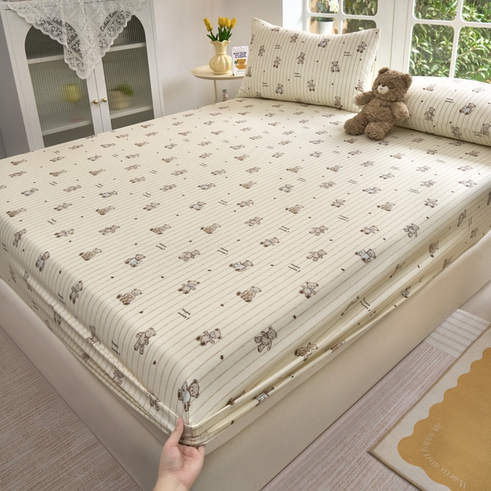 91家纺网 家纺一手货源 找家纺 木堇家居 2025新款春夏全棉小清新卡通床单床笠枕套单品系列-床笠系列 8  摩卡熊