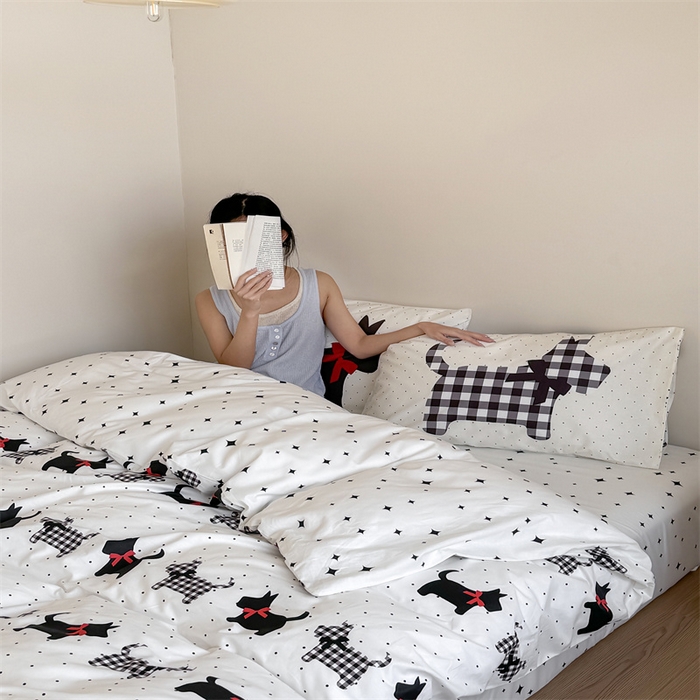 91家纺网 家纺一手货源 找家纺 （总）窝米 2025新款全棉13370四件套 ins萌趣卡通风系列（花香熊猫、格汪梦）