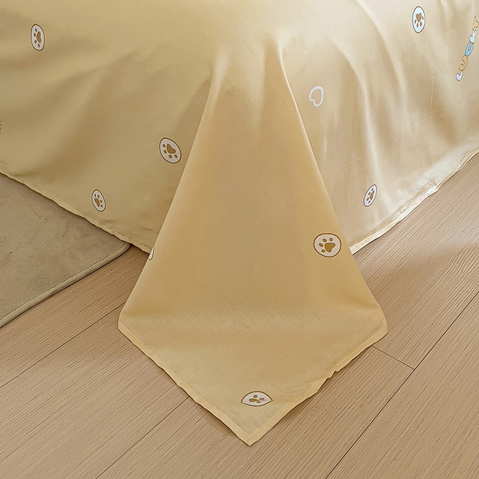 91家纺网 家纺一手货源 找家纺 浩诚 2025新款全棉大版卡通太空人宇航员小恐龙小汽车系列纯棉四件套-提供买家秀 百变黄蜂