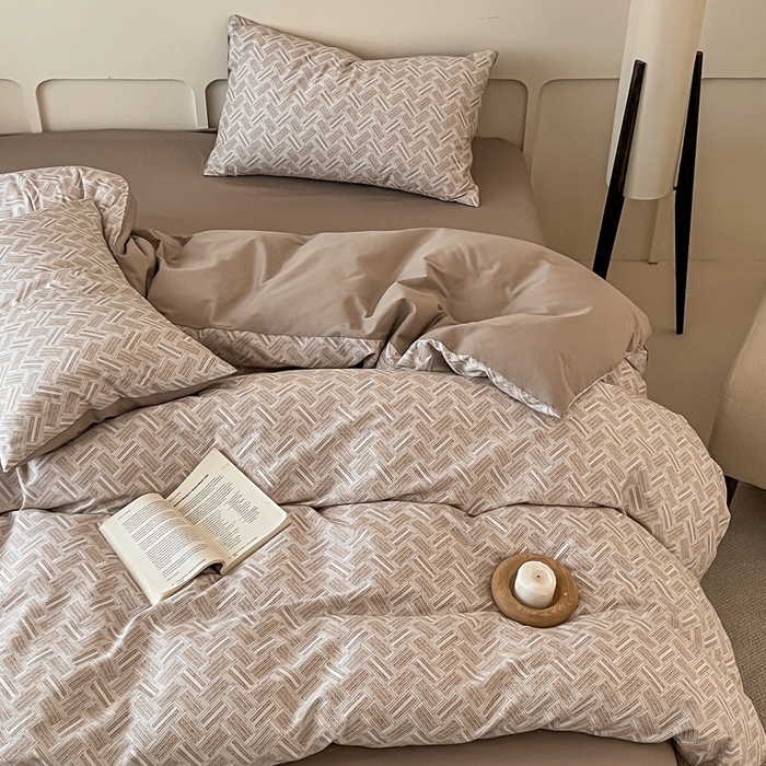 91家纺网 家纺一手货源 找家纺 涵宸家纺 2025新款全棉印花良品系列四件套 云沫