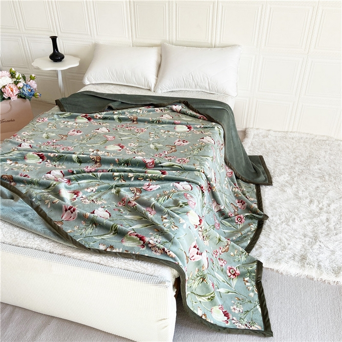 91家纺网 家纺一手货源 找家纺 卡奥2025AB版云貂绒毛毯直播爆款法莱绒休闲盖毯沙发毯午睡毯空调毯子 蝶恋