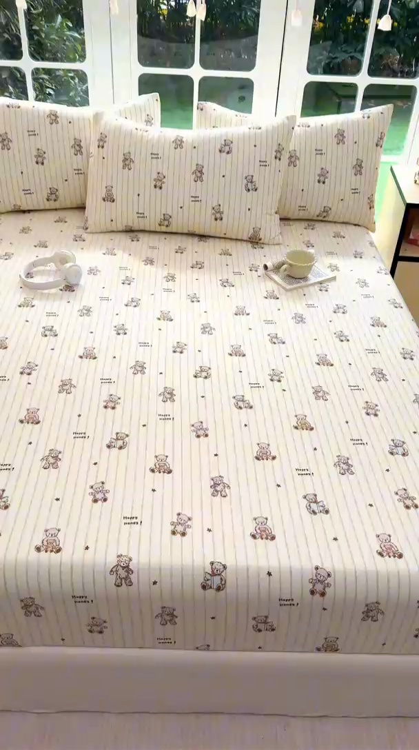 91家纺网 家纺一手货源 找家纺 木堇家居 2025新款春夏全棉小清新卡通床单床笠枕套单品系列-床笠系列 8  摩卡熊