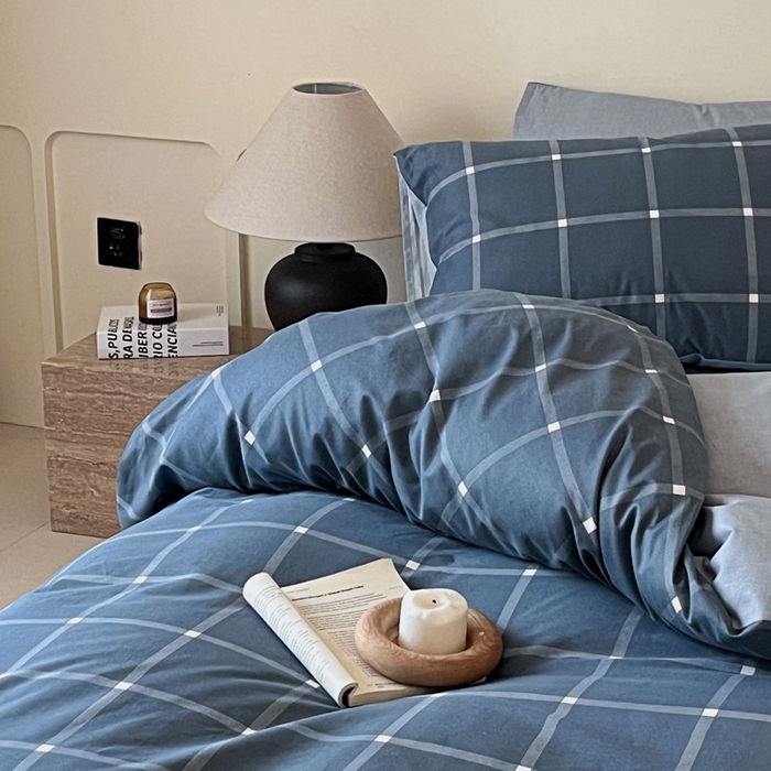 91家纺网 家纺一手货源 找家纺 涵宸家纺 2025新款全棉印花良品系列四件套 麦田-兰