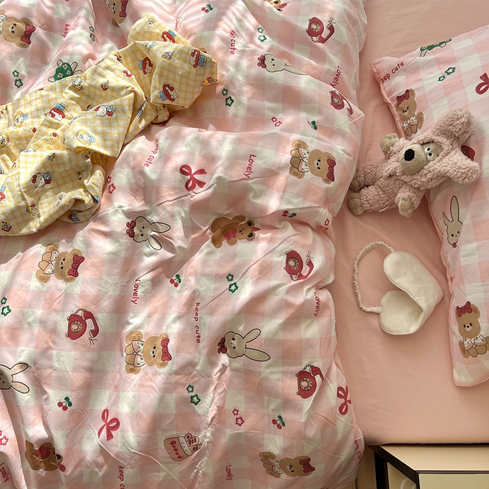 91家纺网 家纺一手货源 找家纺 原素 2025软绵绵的双拼印花水洗棉四件套 话痨小熊