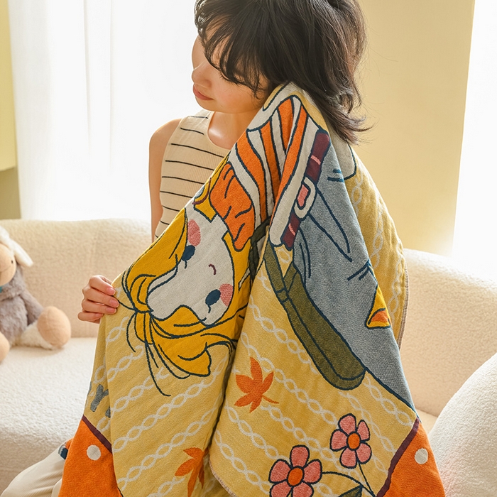 91家纺网 家纺一手货源 找家纺 雯雨家纺 2025新款亲肤可爱全棉A类纱布浴巾 幸运女孩