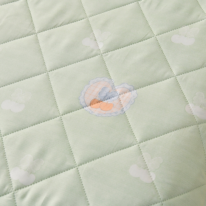 91家纺网 家纺一手货源 找家纺 培童   2025新款超声波亲肤绒夏被夏凉被直播爆款超声波夏被空调被礼品被 甜蜜樱桃