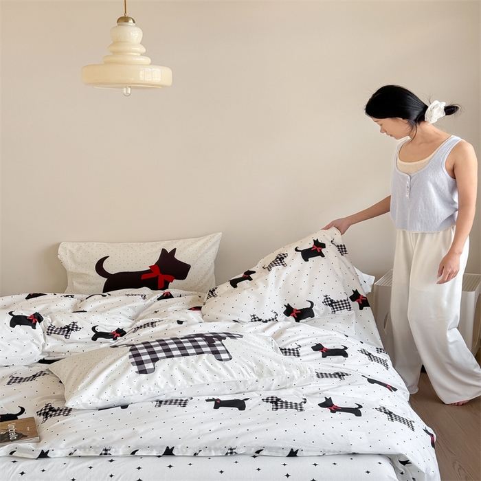 91家纺网 家纺一手货源 找家纺 窝米 2025新款全棉13370四件套 ins萌趣卡通风系列（花香熊猫、格汪梦） 格汪梦