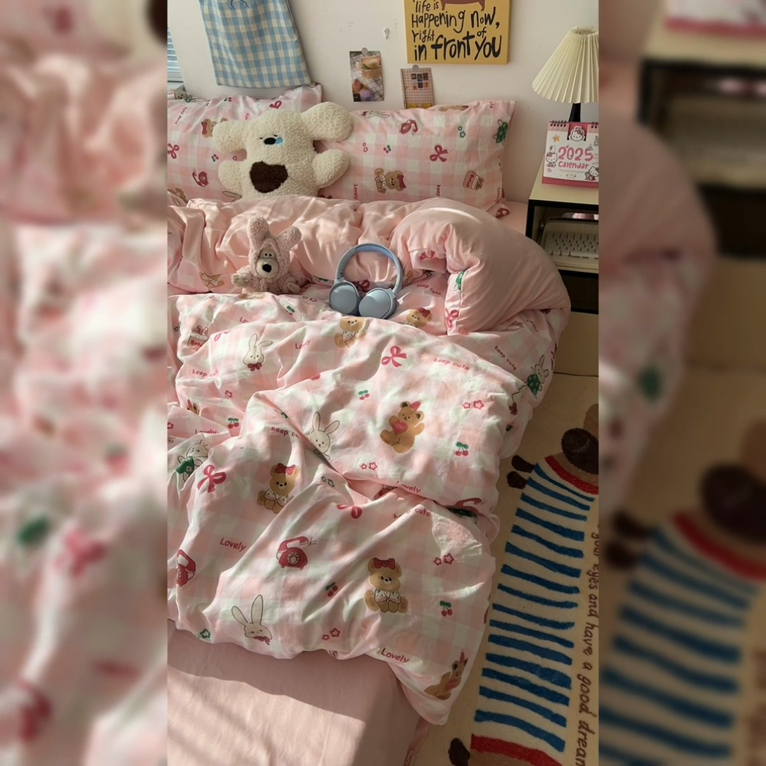 91家纺网 家纺一手货源 找家纺 原素 2025软绵绵的双拼印花水洗棉四件套 话痨小熊