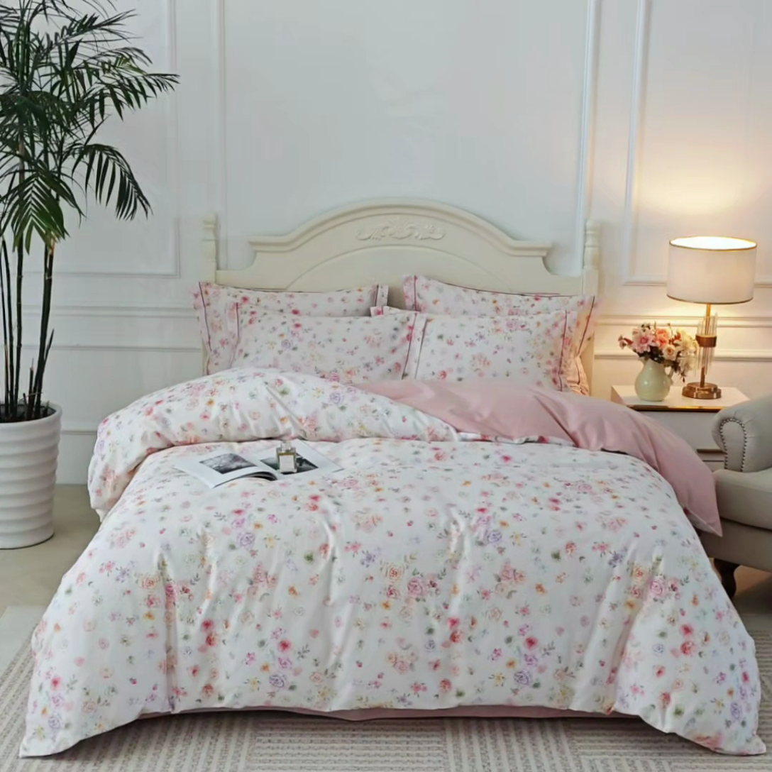 91家纺网 家纺一手货源 找家纺 曼秀琳 2025新款铂金棉数码印花四件套(全棉133*76) 天香豆蔻-粉