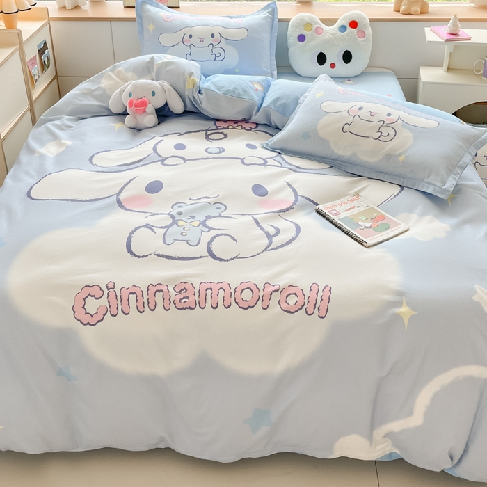 91家纺网 家纺一手货源 找家纺 博雅 2025新款三丽鸥大版印花全棉四件套专版花型 全棉大版（升级款信封枕）云朵玉桂狗