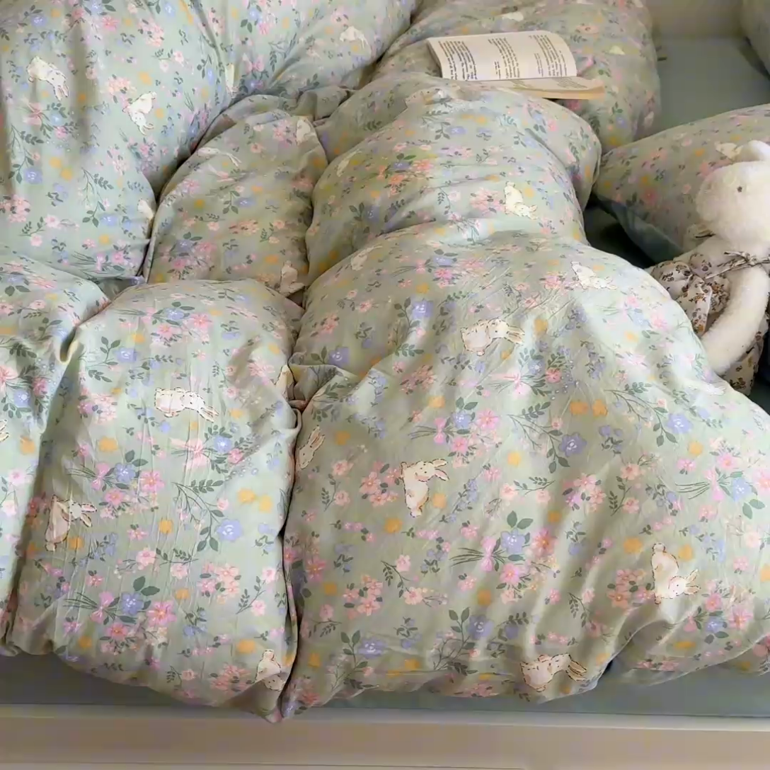 91家纺网 家纺一手货源 找家纺 慕澄家纺 2025新款小清新水洗棉印花四件套 萌趣版-碎花兔兔