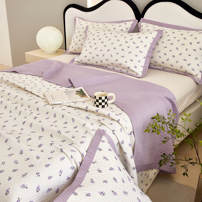 91家纺网 家纺一手货源 找家纺 莎果 2025春夏莫代尔印花高温砂洗床盖三件套四件套 紫葡萄