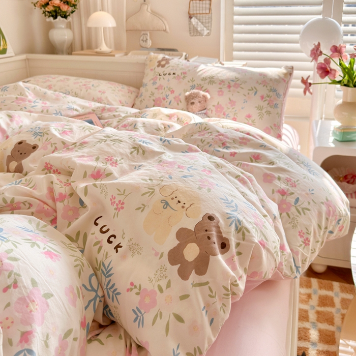 91家纺网 家纺一手货源 找家纺 慕澄家纺 2025新款小清新水洗棉印花四件套 萌趣版-花园宝贝