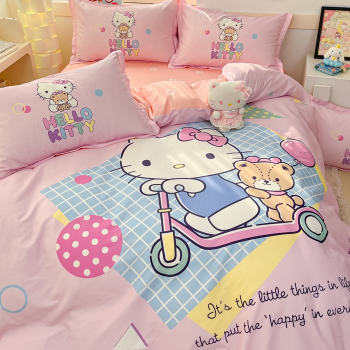 91家纺网 家纺一手货源 找家纺 博雅 2025新款三丽鸥大版印花全棉四件套专版花型 全棉大版（升级款信封枕）滑板KT猫