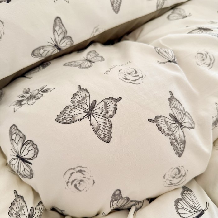 91家纺网 家纺一手货源 找家纺 慕澄家纺 2025新款小清新水洗棉印花四件套 萌趣版-蝶恋