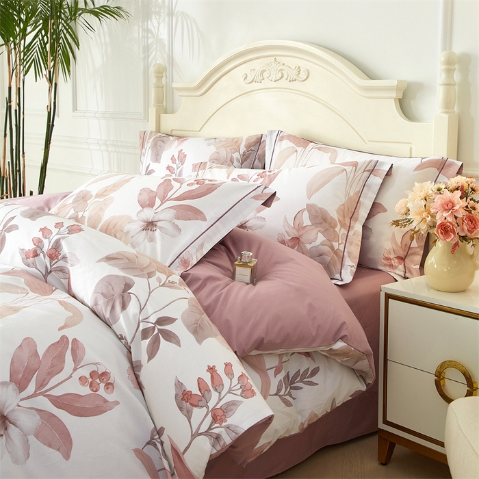 91家纺网 家纺一手货源 找家纺 曼秀琳 2025新款铂金棉数码印花四件套(全棉133*76) 青青蔓草-粉