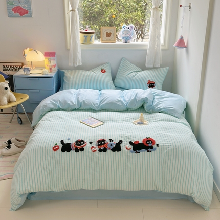 珺柔家纺 2025新款全棉水洗棉提花毛巾绣四件套 红苹果喵喵