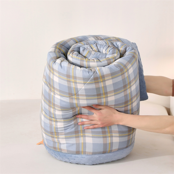 91家纺网 家纺一手货源 找家纺 云家 2025新款豆豆绒被子被芯夏凉被空调被四季被 简兮兰