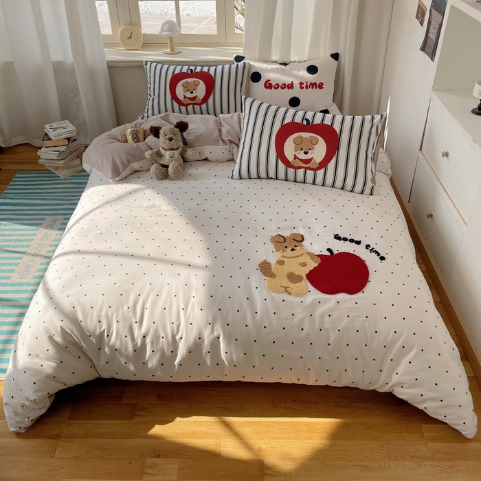 91家纺网 家纺一手货源 找家纺 美乐迪家纺 2025新款休闲风系列全棉毛巾绣四件套 苹果狗狗