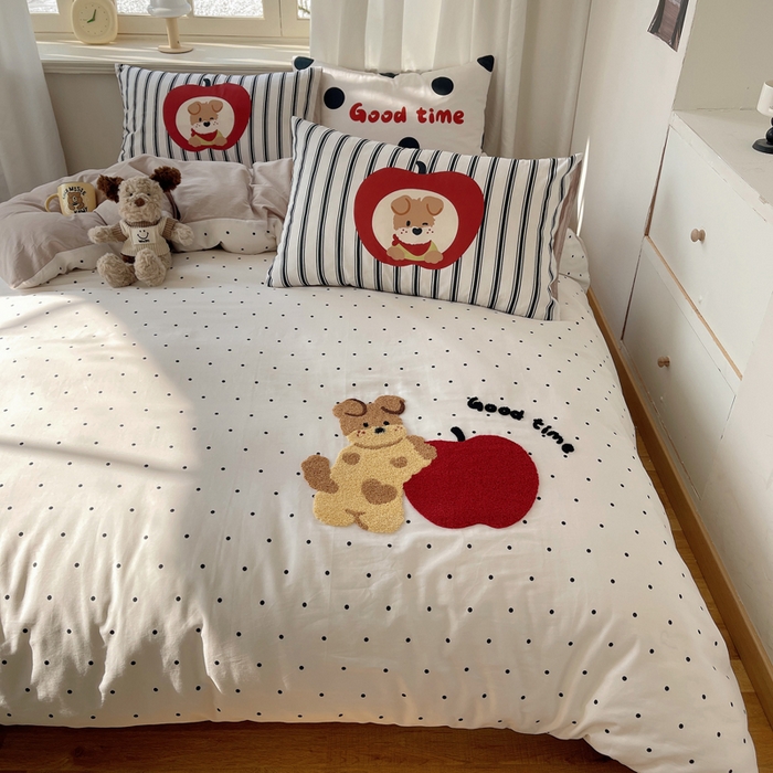 91家纺网 家纺一手货源 找家纺 美乐迪家纺 2025新款休闲风系列全棉毛巾绣四件套 苹果狗狗