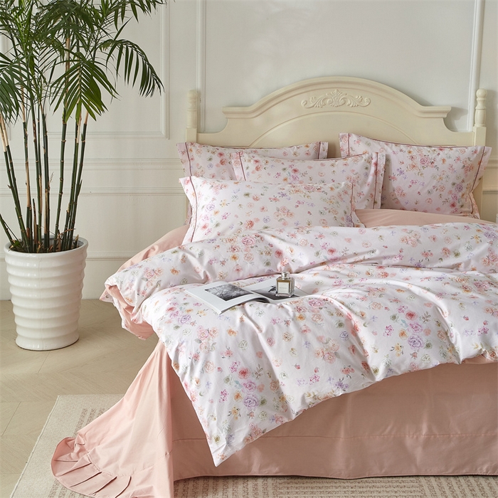 91家纺网 家纺一手货源 找家纺 曼秀琳 2025新款铂金棉数码印花四件套(全棉133*76) 天香豆蔻-粉