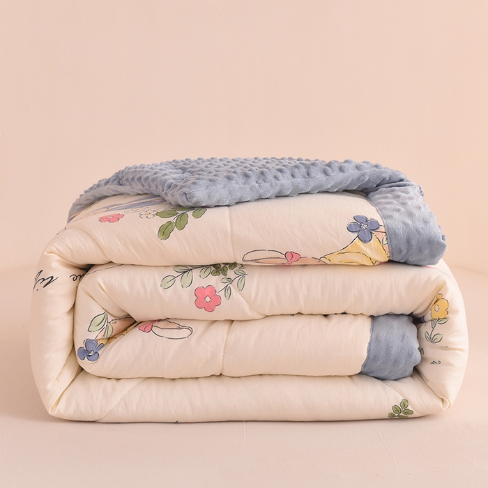 91家纺网 家纺一手货源 找家纺 云家 2025新款豆豆绒被子被芯夏凉被空调被四季被 花园兔兔