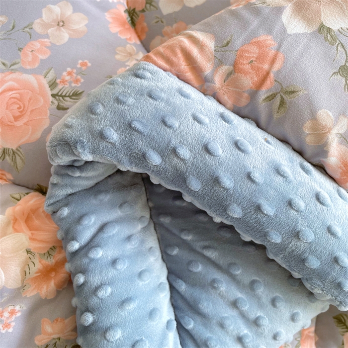 91家纺网 家纺一手货源 找家纺 云家 2025新款豆豆绒被子被芯夏凉被空调被四季被 玫瑰恋曲