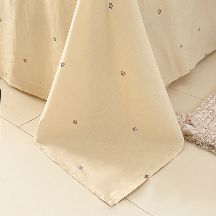 91家纺网 家纺一手货源 找家纺 博雅 2025新款卡皮巴拉系列全棉印花四件套 草莓卡皮巴拉