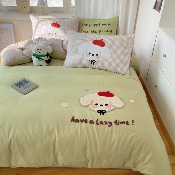 91家纺网 家纺一手货源 找家纺 美乐迪家纺 2025新款休闲风系列全棉毛巾绣四件套 休闲小狗