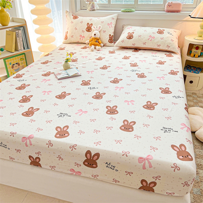 91家纺网 家纺一手货源 找家纺 雯豆2025春夏新品全棉床笠三件套学生成人印花纯棉床罩 全棉床笠-精灵兔