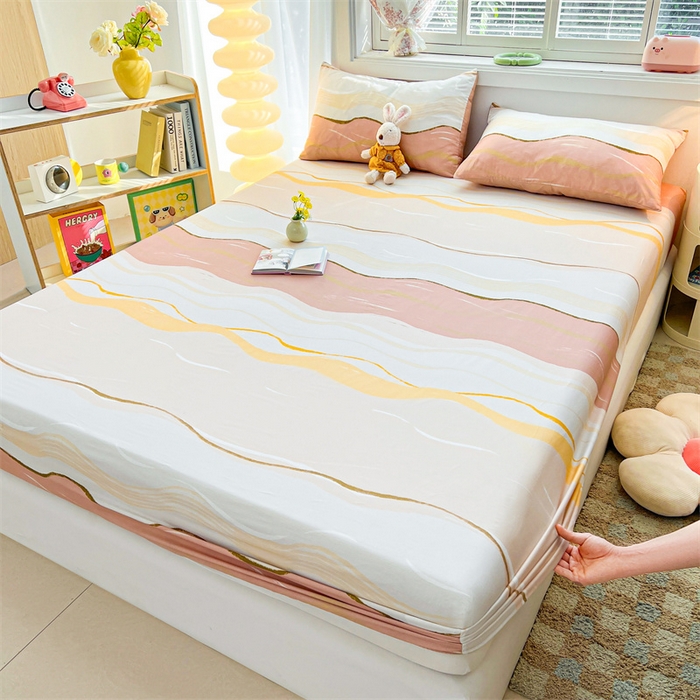 91家纺网 家纺一手货源 找家纺 雯豆2025春夏新品全棉床笠三件套学生成人印花纯棉床罩 全棉床笠-浪漫约定