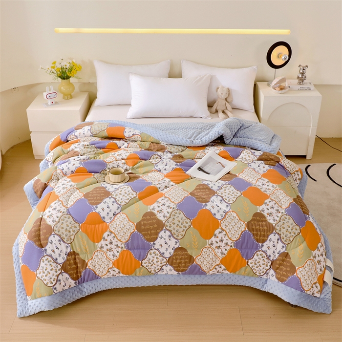 91家纺网 家纺一手货源 找家纺 云家 2025新款豆豆绒被子被芯夏凉被空调被四季被 田园碎花