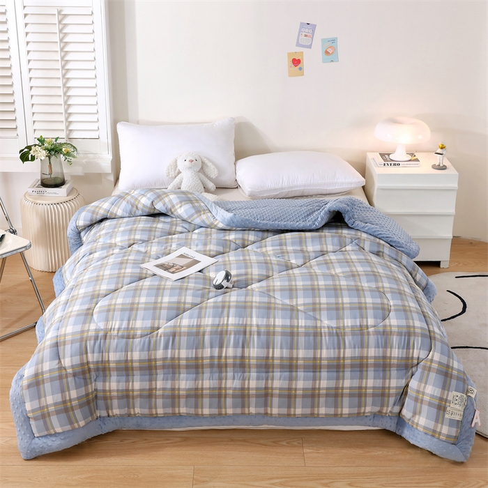 91家纺网 家纺一手货源 找家纺 云家 2025新款豆豆绒被子被芯夏凉被空调被四季被 简兮兰