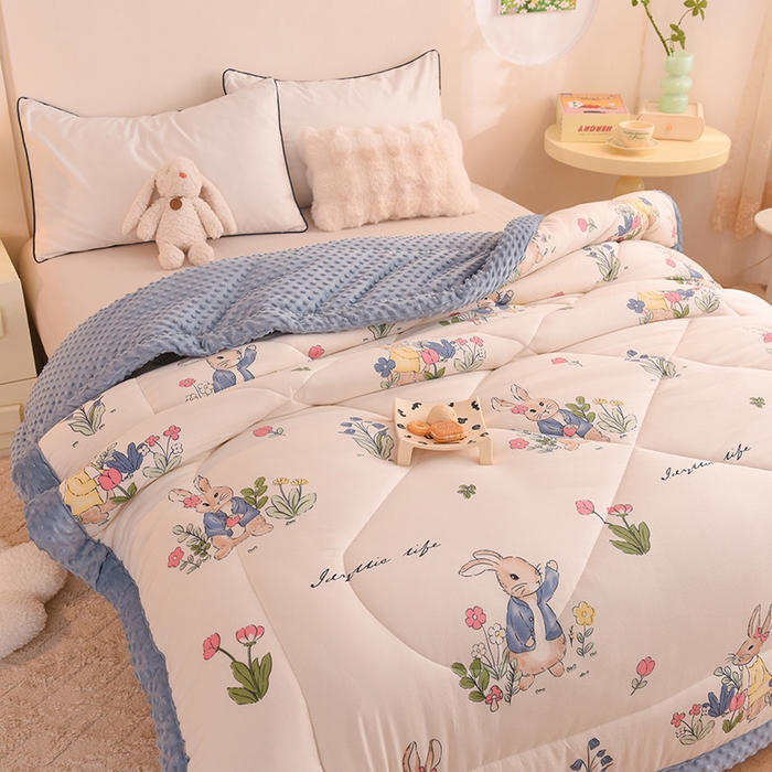 91家纺网 家纺一手货源 找家纺 云家 2025新款豆豆绒被子被芯夏凉被空调被四季被 花园兔兔