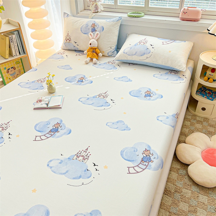 91家纺网 家纺一手货源 找家纺 雯豆2025春夏新品全棉床笠三件套学生成人印花纯棉床罩 全棉床笠-熊熊城堡