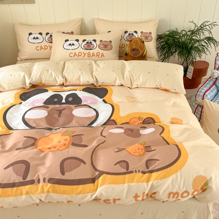 91家纺网 家纺一手货源 找家纺 博雅 2025新款卡皮巴拉系列全棉印花四件套 太空卡皮巴拉