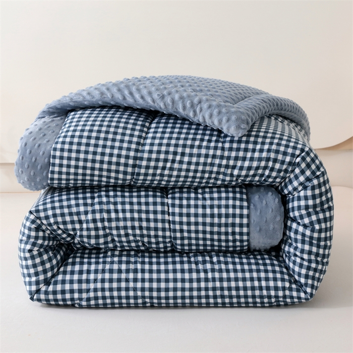 91家纺网 家纺一手货源 找家纺 云家 2025新款豆豆绒被子被芯夏凉被空调被四季被 海蓝小格