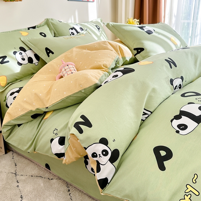 91家纺网 家纺一手货源 找家纺 棉造家居 2025新款亲肤舒适全棉纯棉印花系列三/四件套 熊猫宝贝