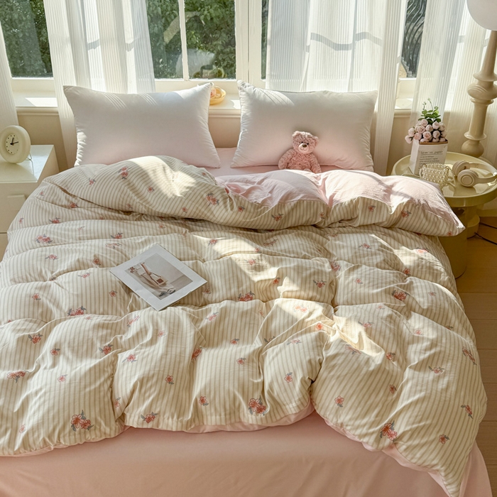 91家纺网 家纺一手货源 找家纺 赫然 2026新款水洗双层纱单品被套 樱花季