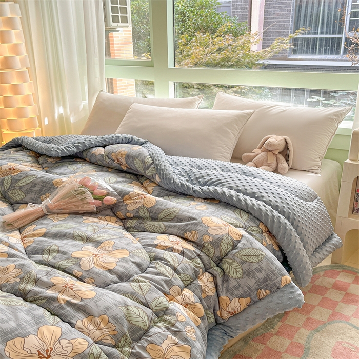 91家纺网 家纺一手货源 找家纺 云家 2025新款豆豆绒被子被芯夏凉被空调被四季被 花开富贵