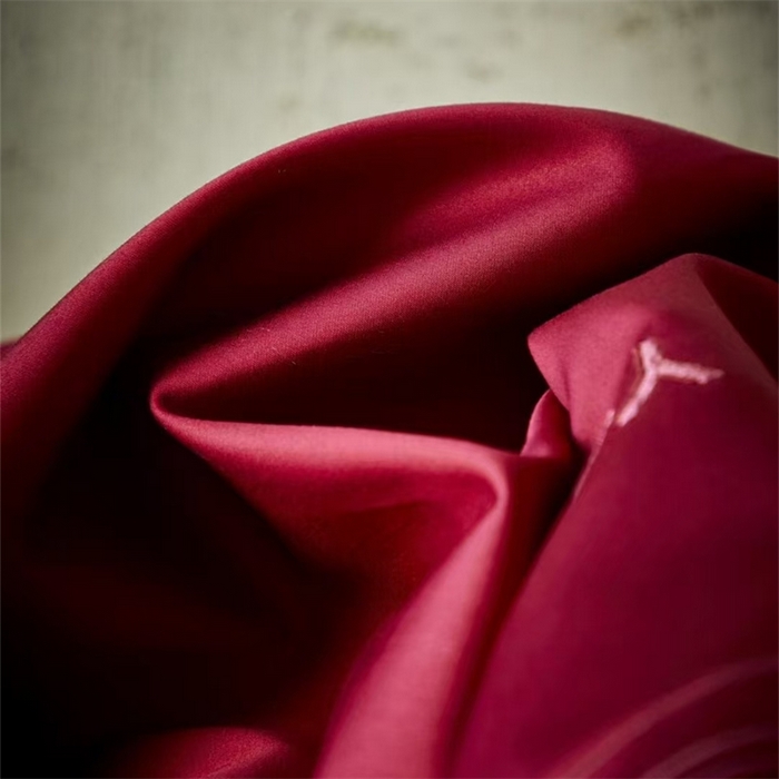 91家纺网 家纺一手货源 找家纺 玖玖爱家纺 2025新款180支植物甑棉四件套-时光之舞 时光之舞-波尔多红