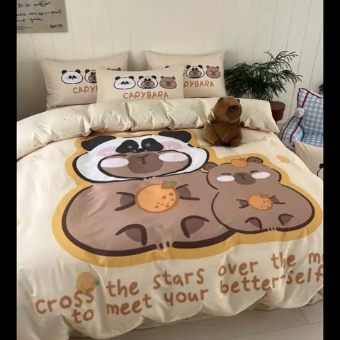 91家纺网 家纺一手货源 找家纺 博雅 2025新款卡皮巴拉系列全棉印花四件套 太空卡皮巴拉